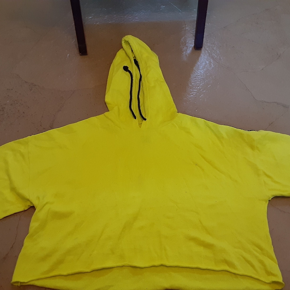 Yellow top